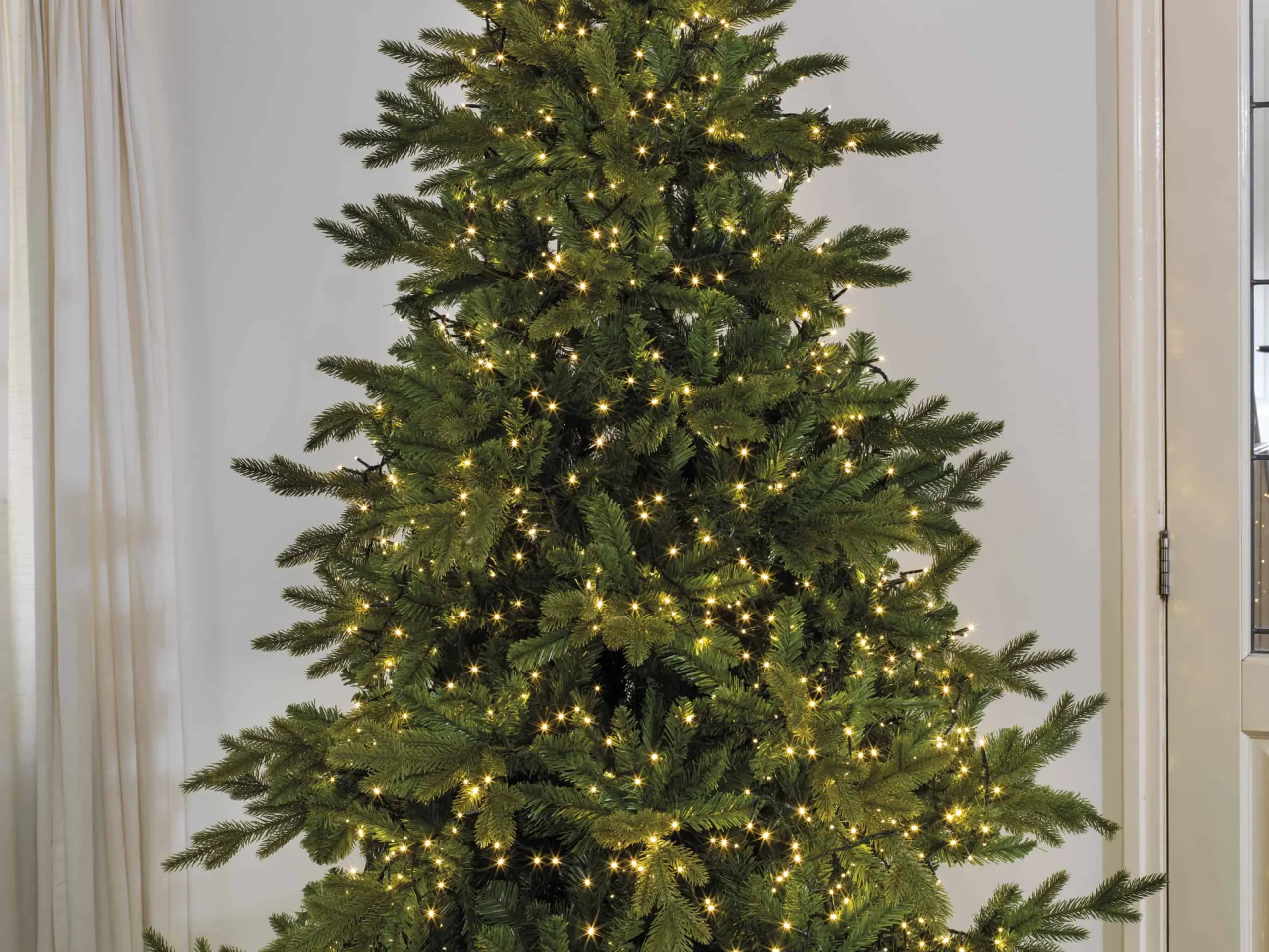 Christmas Land Christmas Tree Lights*Led Warm White Compact Twinkle Christmas Lights (Various Sizes)